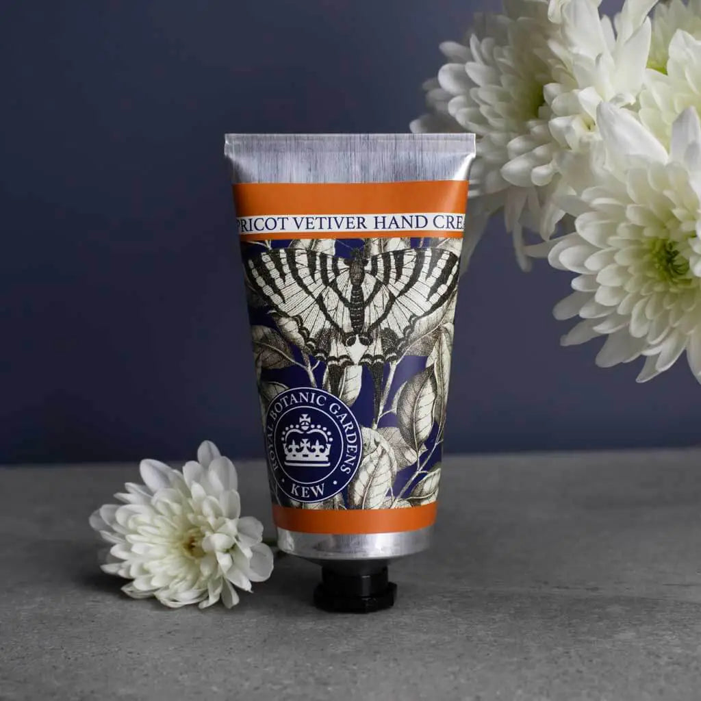 English Soap Co. Kew Gardens Apricot Vetiver Hand Cream