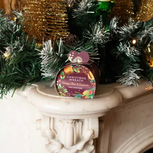English Soap Co. Christmas Wreath Heart Guest Soaps