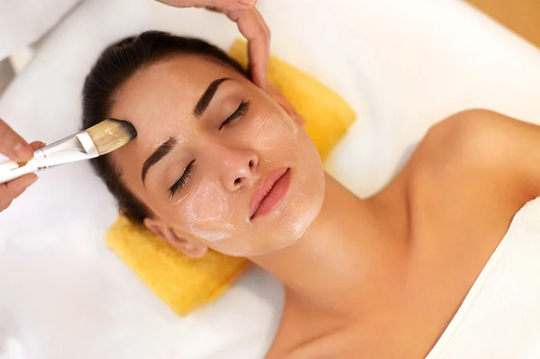 Unlock Radiant Skin: The Transformative Benefits of Casbah's Super Glow Vitamin C Facial