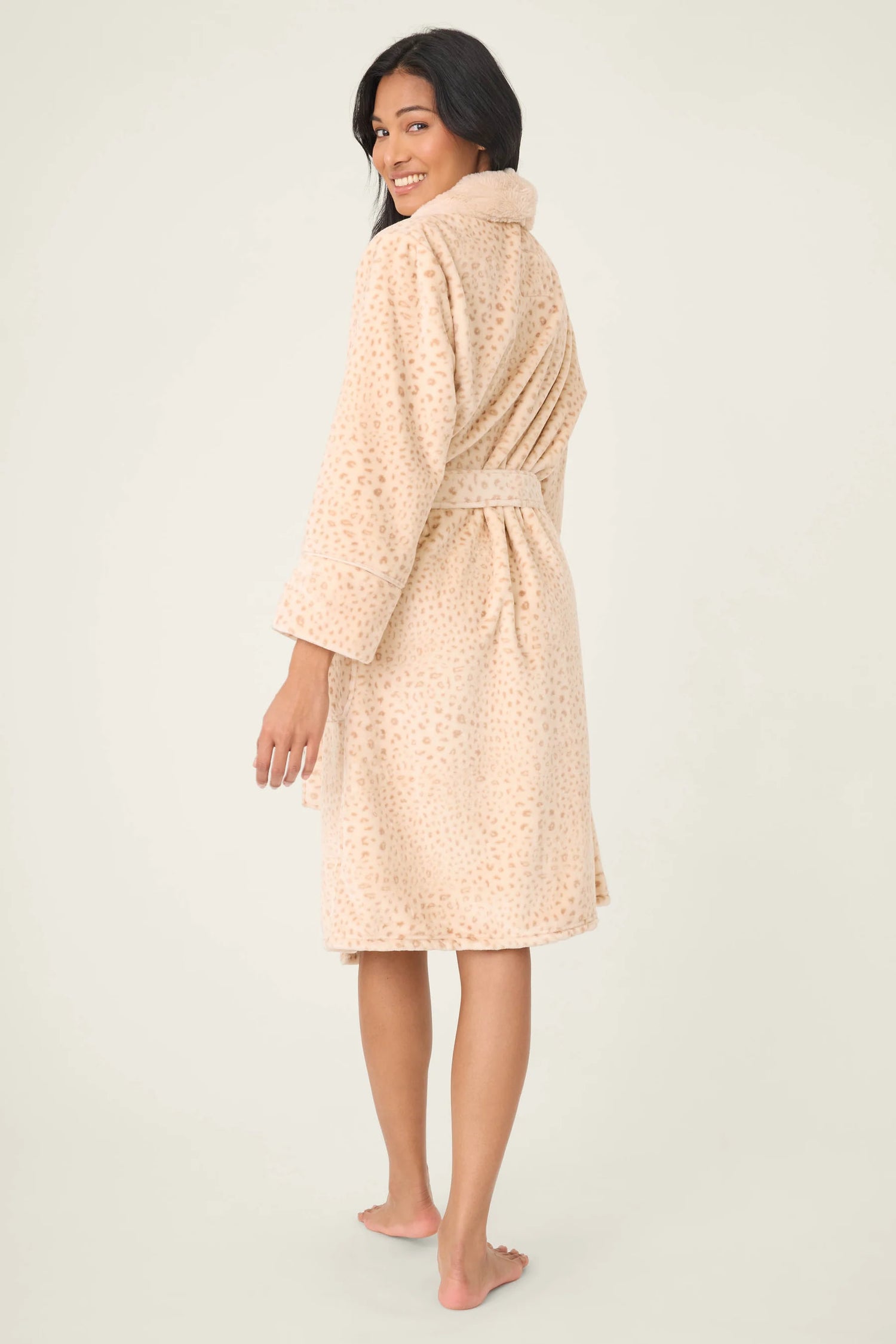 PJ Salvage Luxe Plush Robe - Chamagne